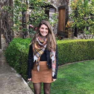 Meet your Posher, Jacquelyn